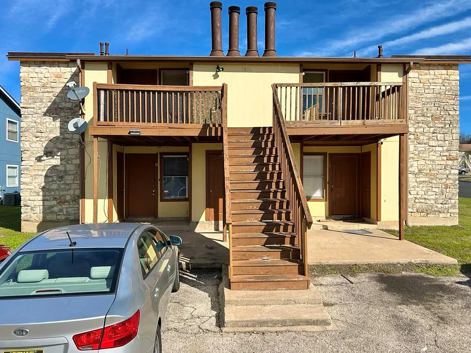 2300 Cedrick Cv #B