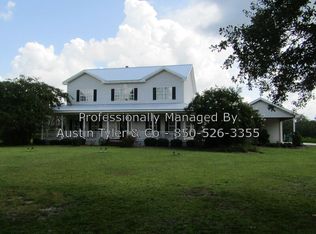 3350 Peanut Rd, Cottondale, FL 32431