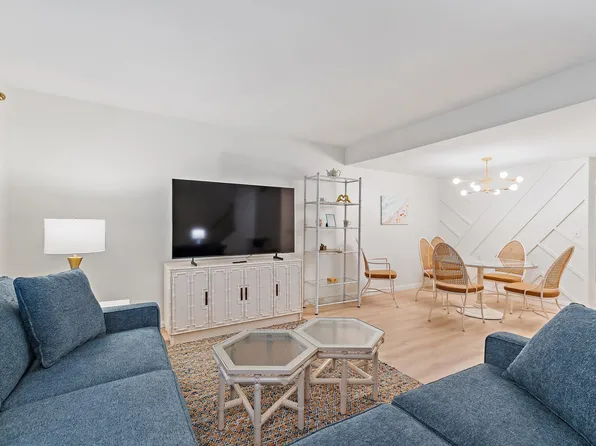 11830 Brier Patch Ct, Wellington, FL 33414