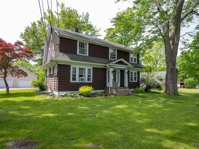 5557 Seneca St, Buffalo, NY, 14224