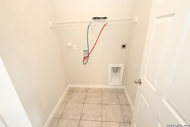 4623 Acclaim Ct — Photo 9