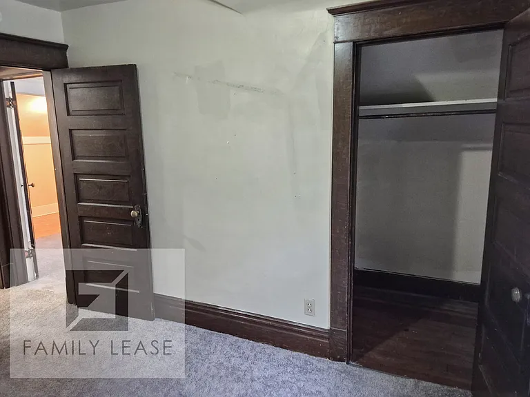 596 Lafayette Ave — Photo 27