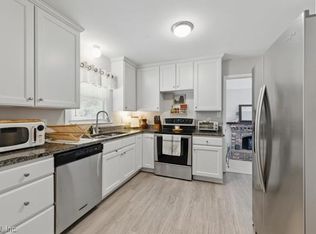 106 Allison Rd, Newport News, VA 23602