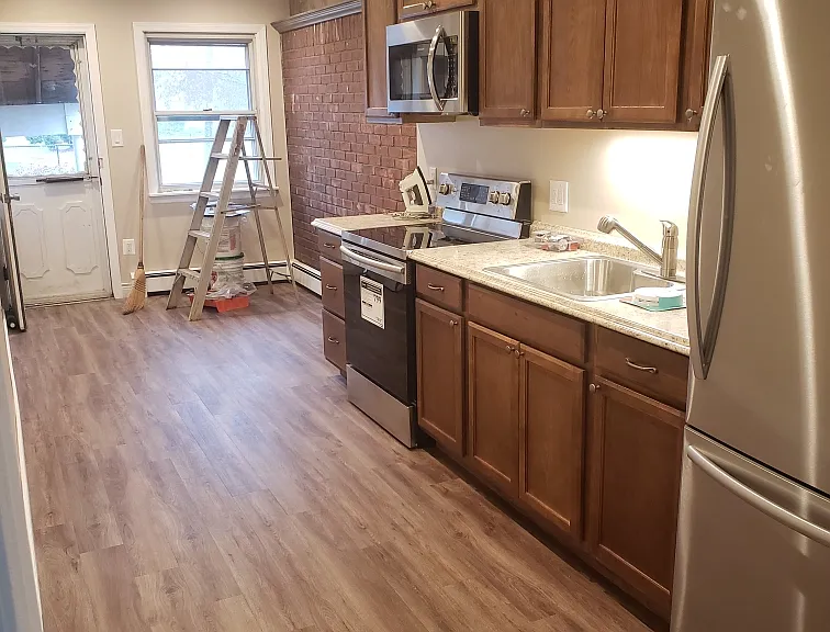 464 Bellmore Rd — Photo 2