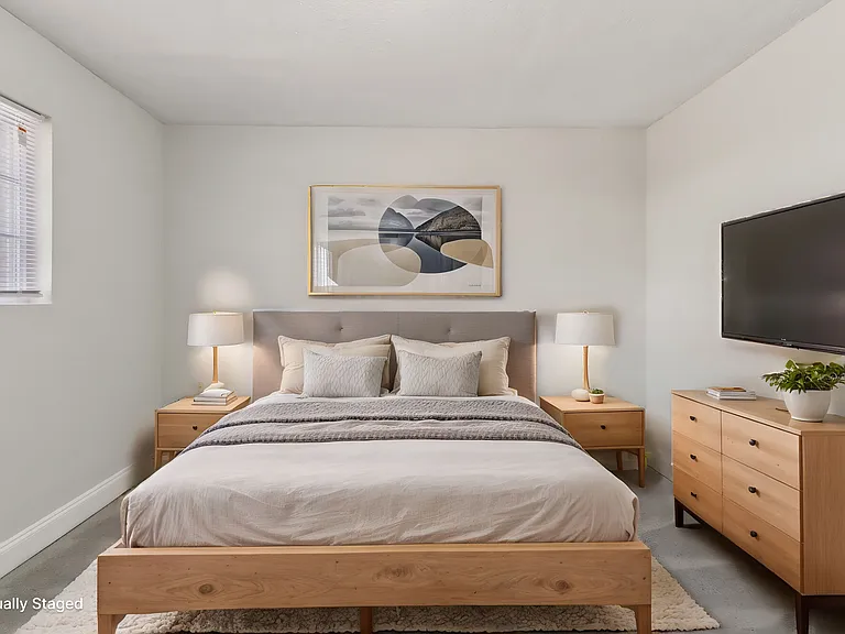 Mitchell s Park Apartments — Photo 17