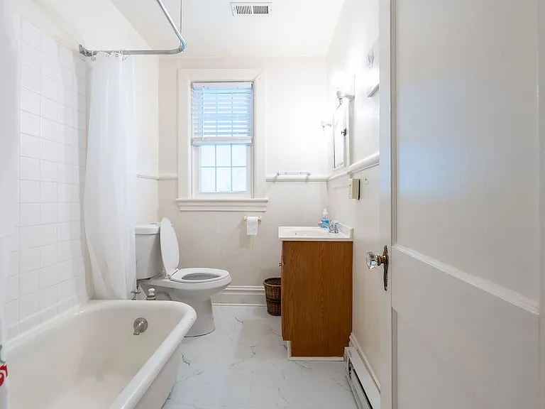 315 Frederick St #B — Photo 27