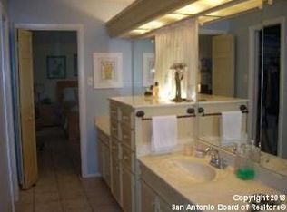 9133 Bonny Brk, Windcrest, TX 78239