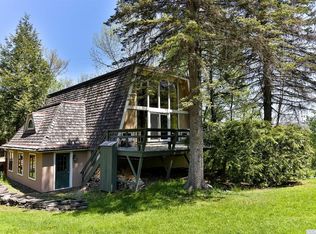 25 Pond Ln, Windham, NY 12496