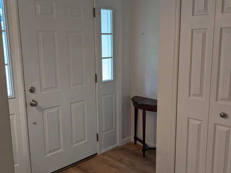164 Ashley Dr — Photo 3