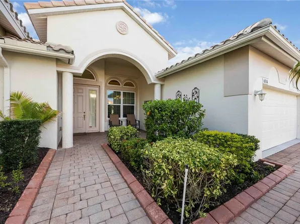 6514 41st Ct E, Sarasota, FL 34243