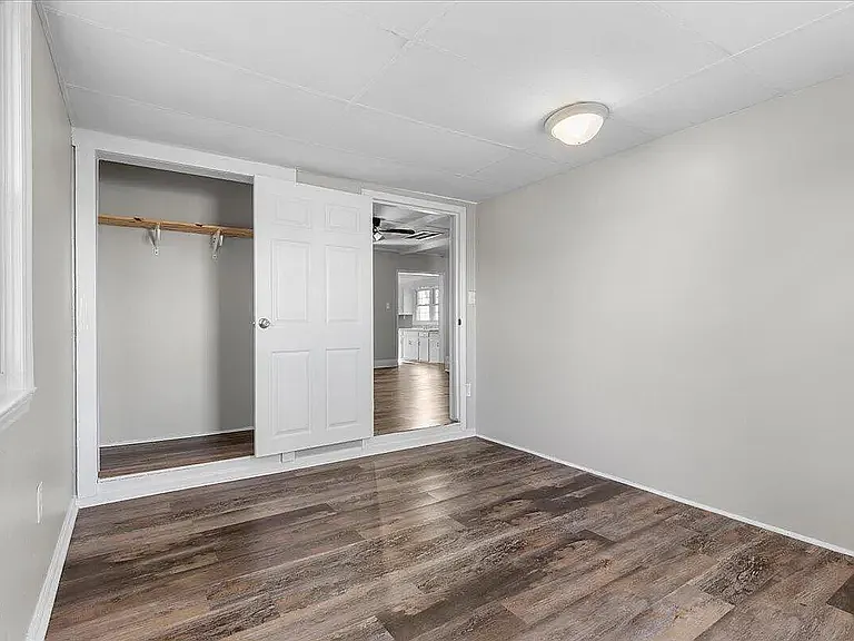 248 Orville St — Photo 13