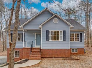 8306 Deep Valley Rd, Summerfield, NC 27358