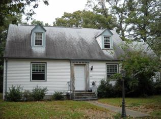 2922 Maplewood Rd, Henrico, VA 23228