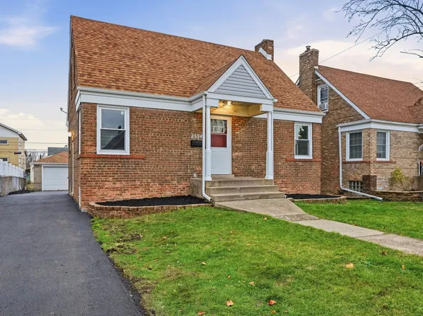 2534 White Oak Ave, Whiting, IN 46394