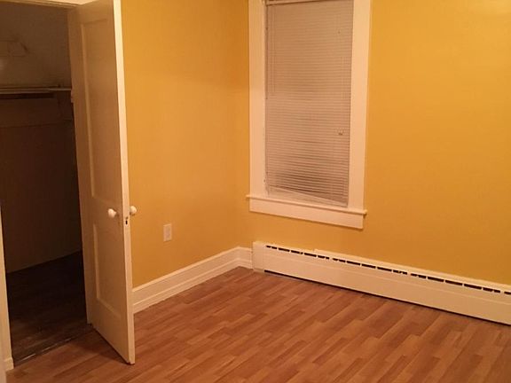 3rd image of 29 Merton St #1