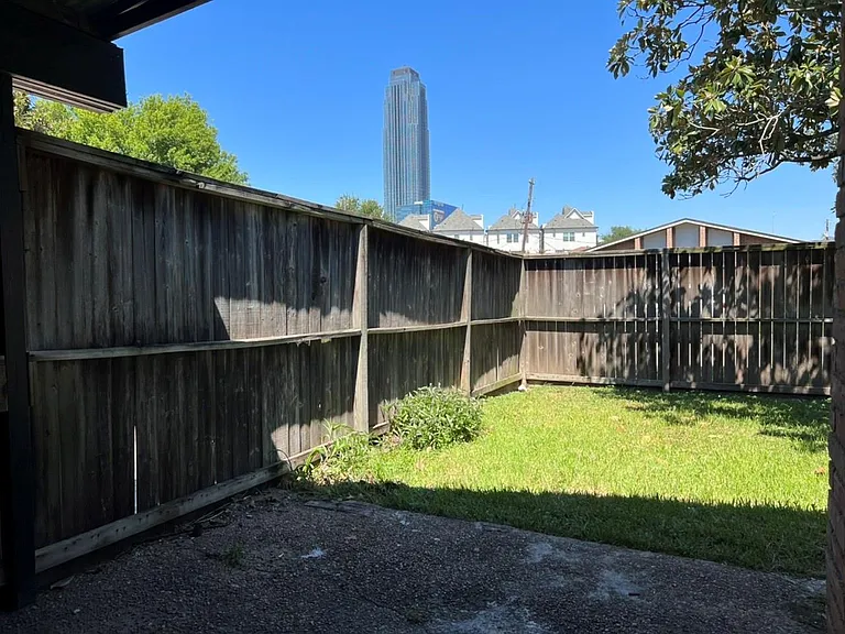4731 Merwin St — Photo 27