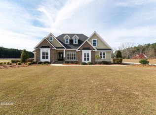 1503 Plantation Cir, Blackshear, GA 31516