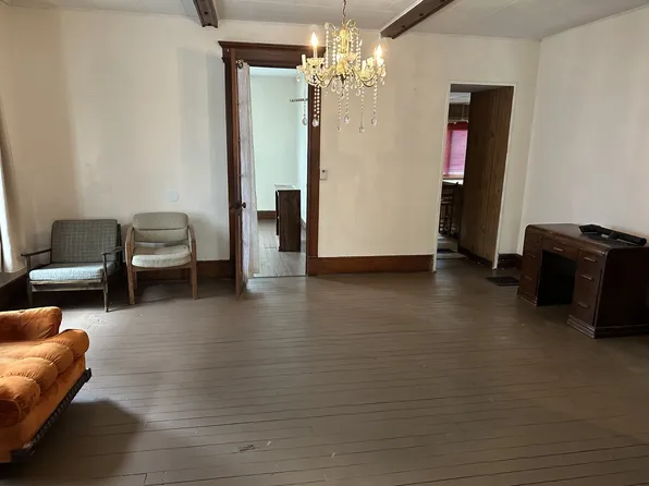 (undisclosed Address), Auburn, NY 13021