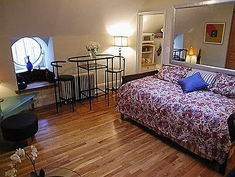 Rented by Verdi Square Realty