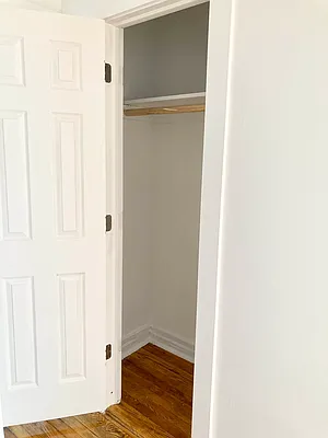 Rented by New York Residence | media 16