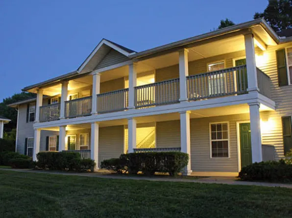 15 S Shafer St APT 505, Athens, OH 45701
