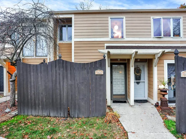 744 Ironwood Dr, Avon, IN 46123