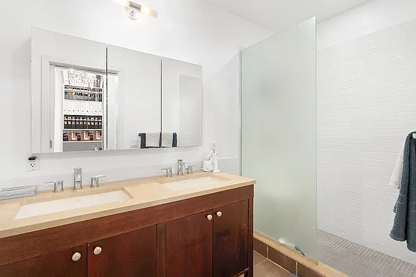 Sold by Compass | media 8