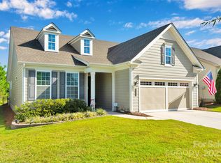 8206 Festival Way, Charlotte, NC 28215