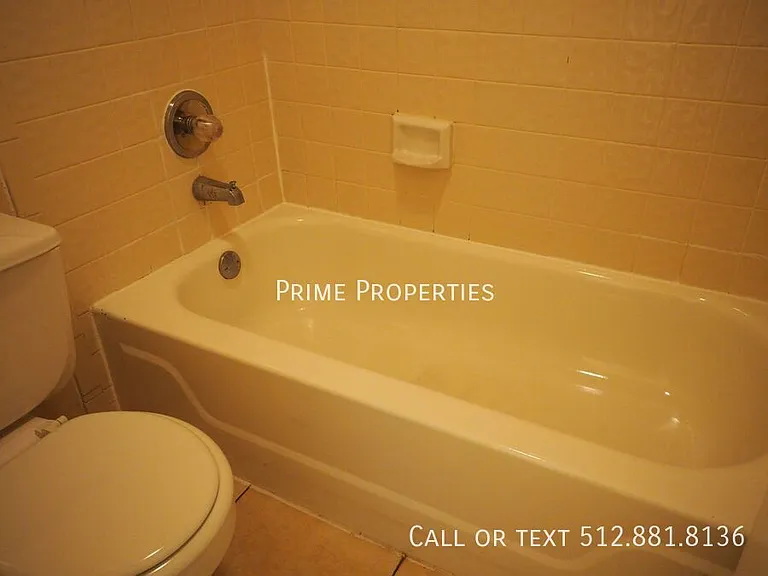 1401 Hermitage Dr — Photo 20