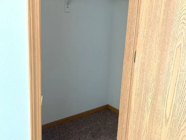 Atrium Suites - 2 BR/2 BA & 3 BR/3 BA — Photo 18