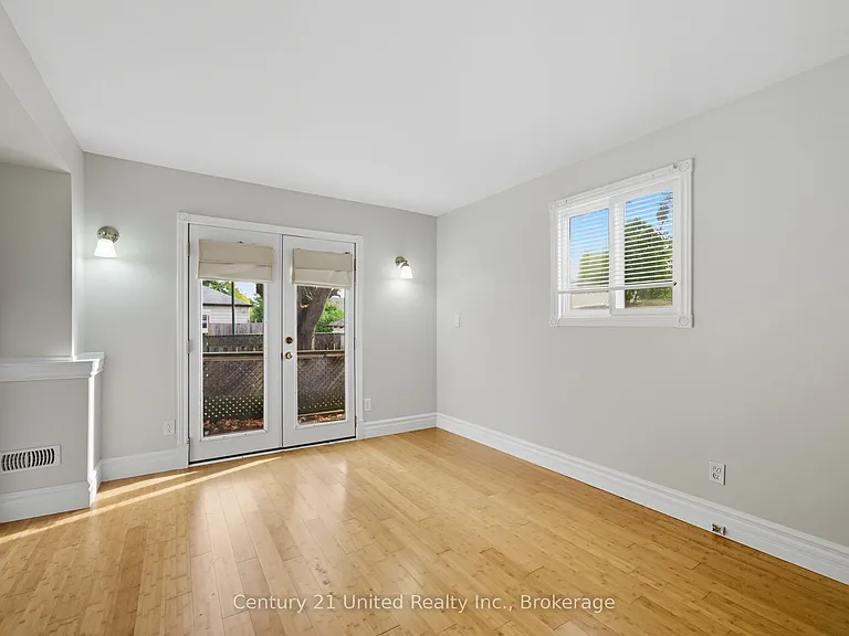 559 Hamilton St — Photo 26