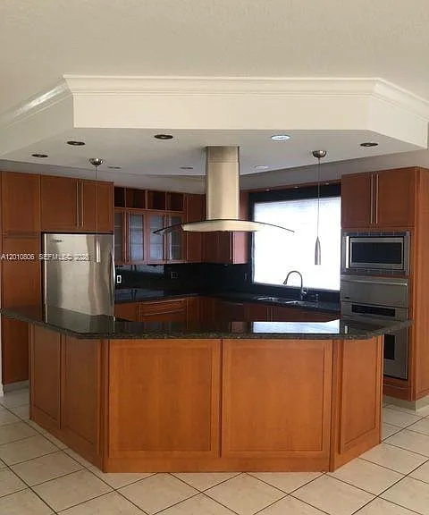 9910 SW 23rd St — Photo 8