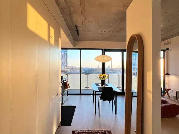 390 Cherry St #906, Toronto, ON M5A 0E2