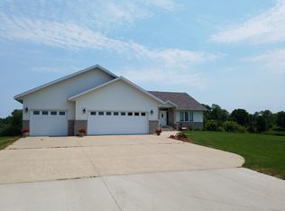 725 Tower Rd S, Fergus Falls, MN 56537