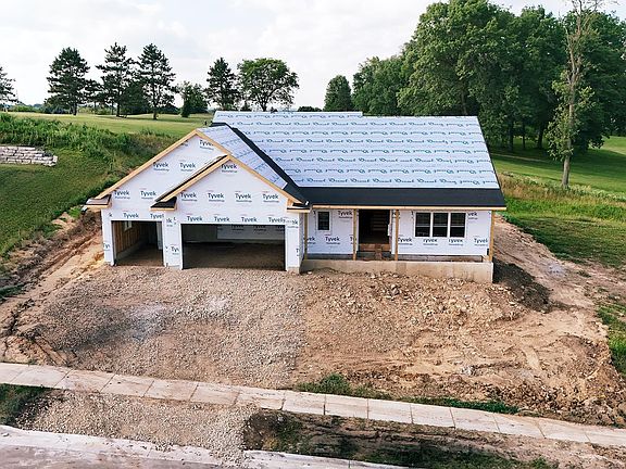 2nd image of 480 Foxfield