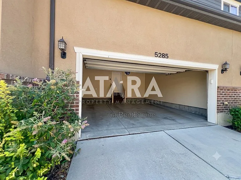 5285 W Hampstead Ln — Photo 35