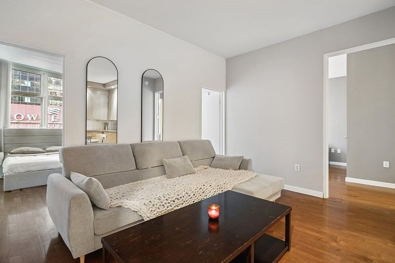 1st image of 1600 Broadway APT 9C