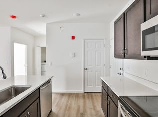30 Pine Ln APT 107, Albany, NY 12203