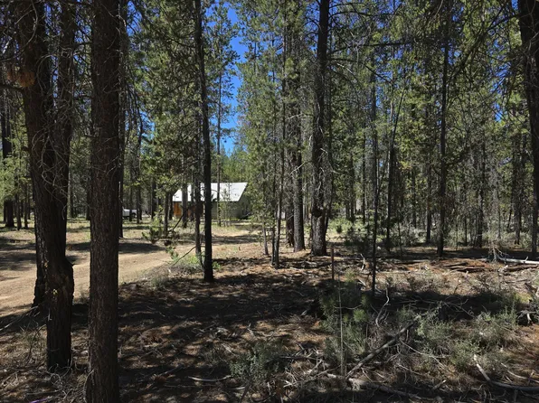 52225 Lechner Ln, La Pine, OR 97739