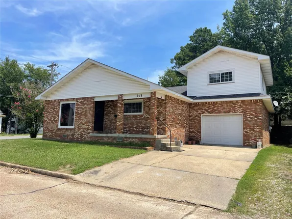 608 N 10th St, Poplar Bluff, MO 63901