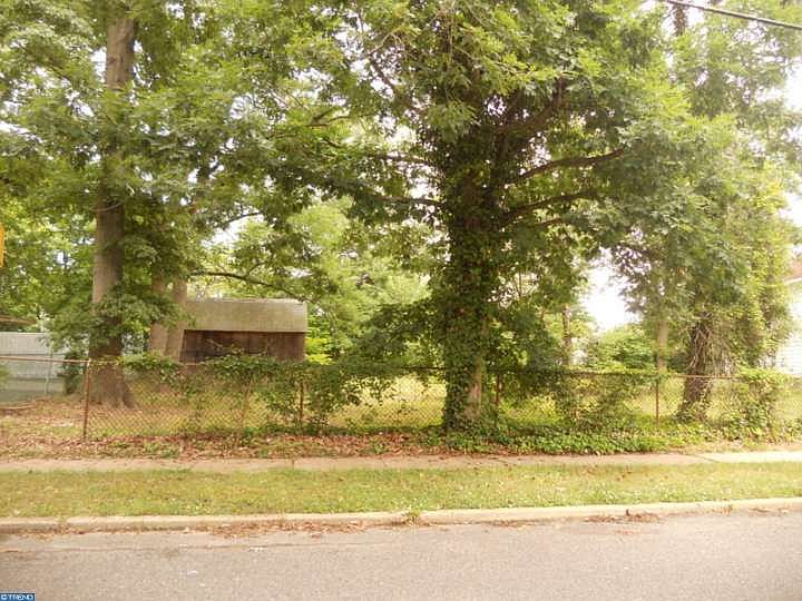 1st image of 30 N Hilltop Ave