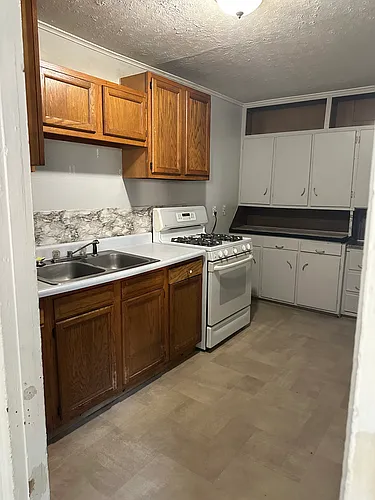 118 Madison St #B Photo 1