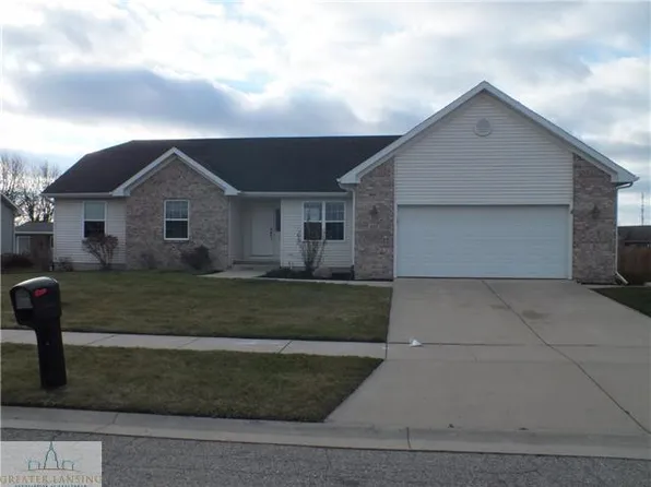 407 Daisy Dr, Saint Johns, MI 48879