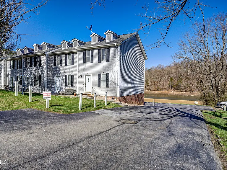 4336 Bluff City Hwy #B4 — Photo 4