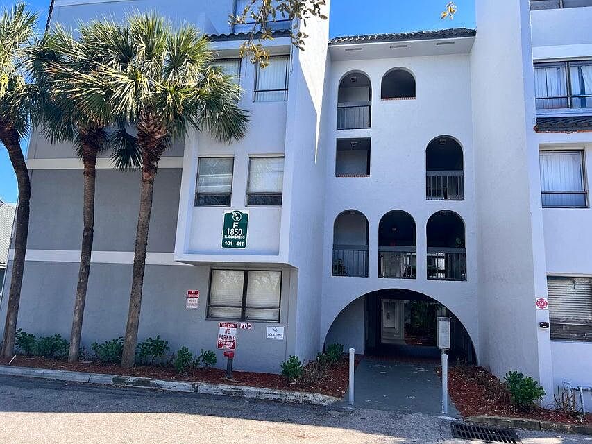 1820 N Congress Avenue #302