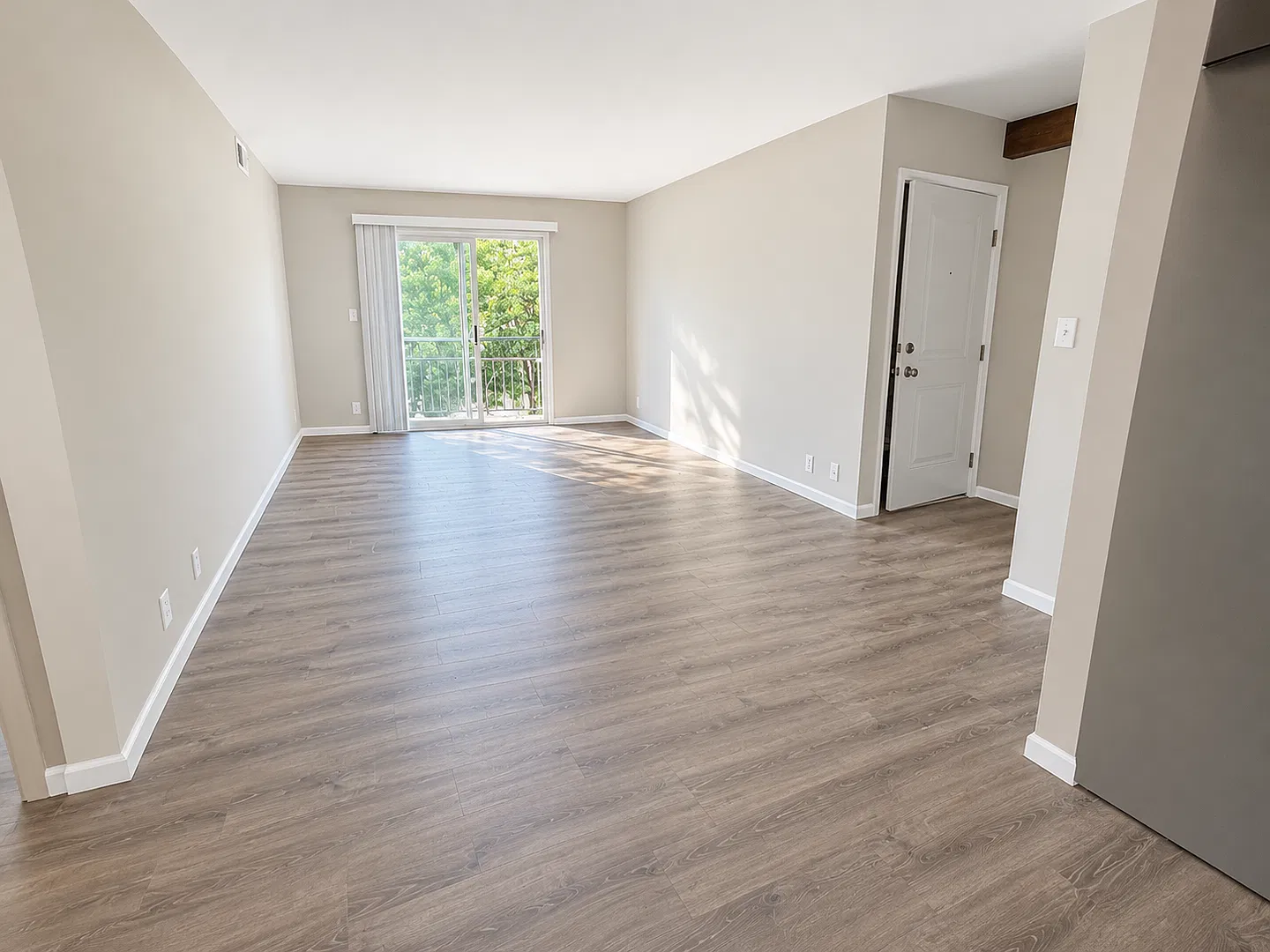 Cute Southside 1BD Apartment — Photo 2
