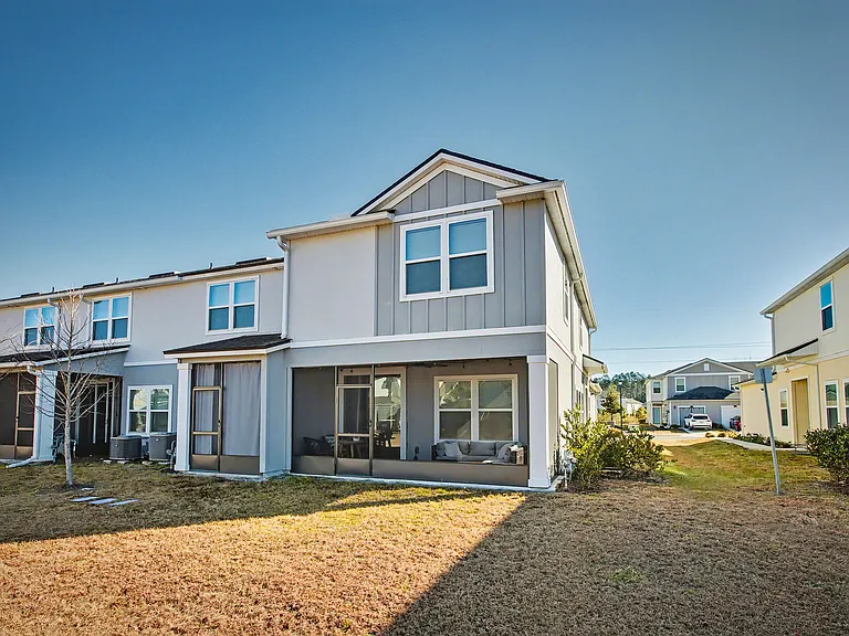 101 Java Ln — Photo 2