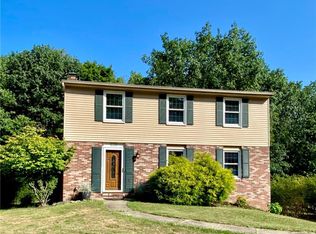 124 Lingay Dr, Glenshaw, PA