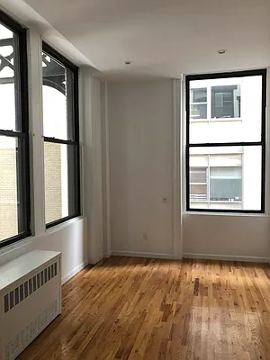 Rented by City Connections Realty | media 7