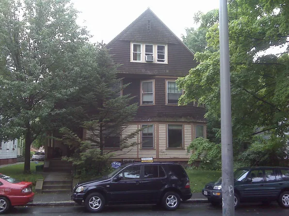 45 Hollywood St #2, Worcester, MA 01610